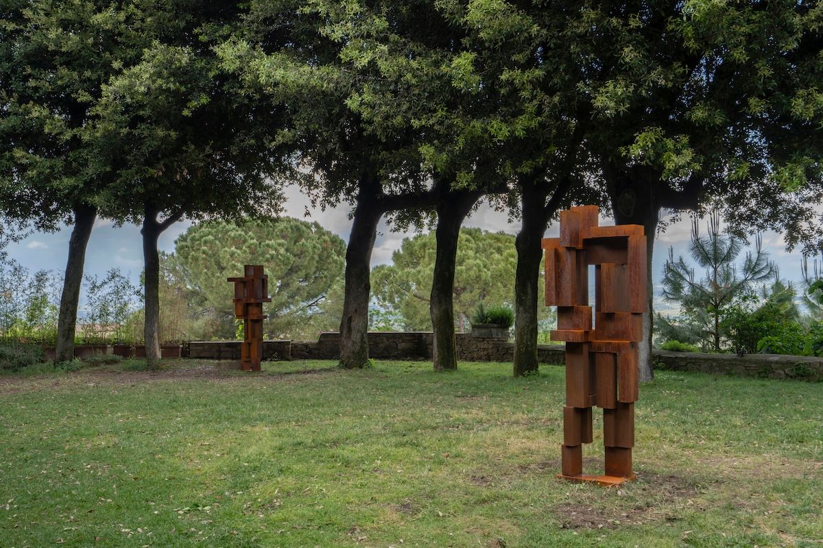Antony Gormley, What Holds Us, 2026, vedute della mostra GALLERIA CONTINUA, San Gimignano, (c) l’artista e GALLERIA CONTINUA Foto: Ela Bialkowska, OKNO Studio