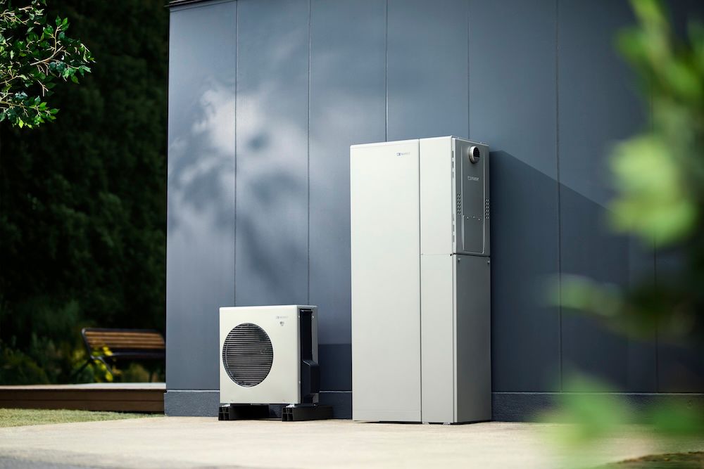 自然冷媒ハイブリッド給湯機「HPHB R290」