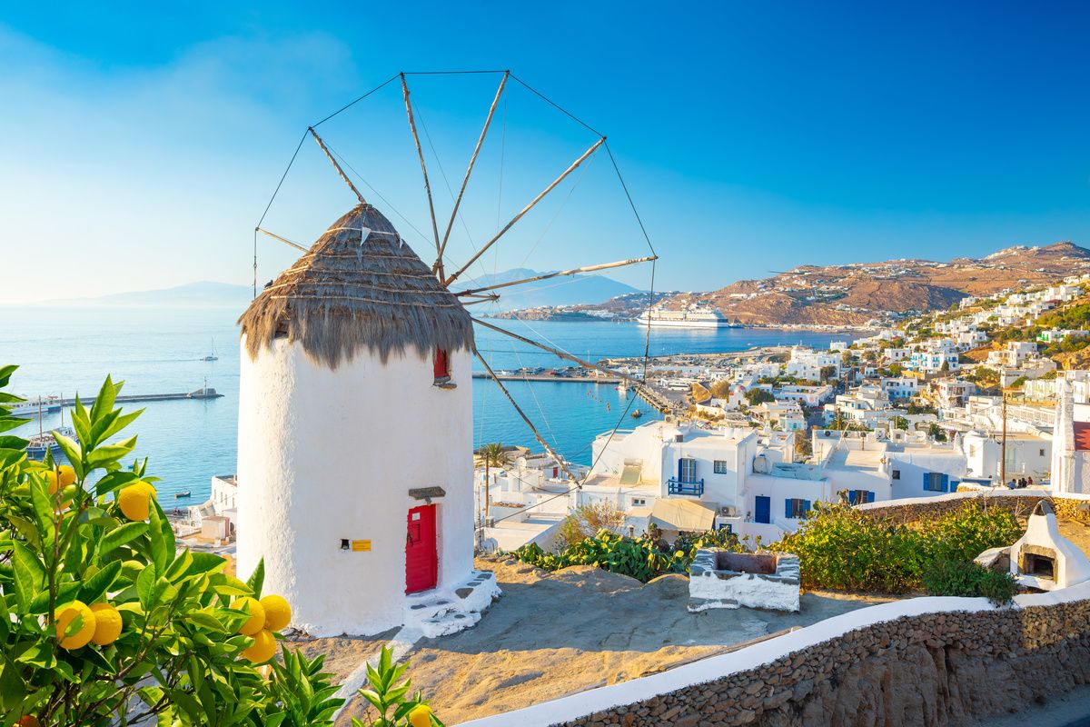 ギリシャのミコノス島（stock.adobe.com）