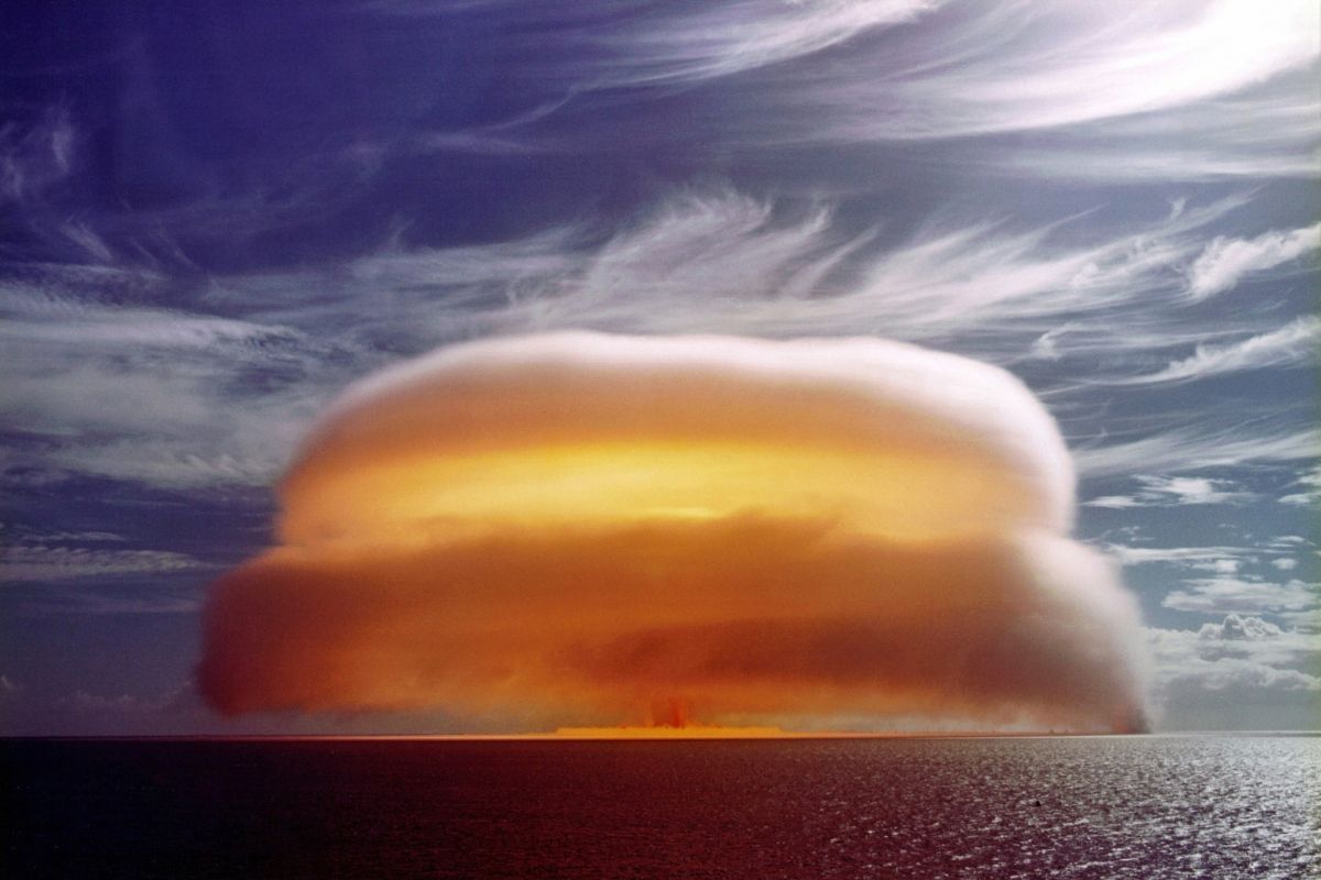 南太平洋で1971年に行われた核実験（Galerie Bilderwelt/Getty Images）
