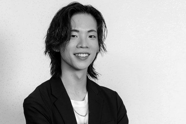 谷津凜勇◎東京大学を経て、カリフォルニア大学バークレー校で教育科学を専攻。リクルートや教育スタートアップなどで事業開発を経験したのち、グローバル教育を手がける一般社団法人「52Hz」を共同創業。探究学習支援や総合型選抜対策などを牽引し、自社を黒字化。同業者が休廃業していく業界の現実に直面し、教育業界のアップデートを志してトキツカゼを起業。