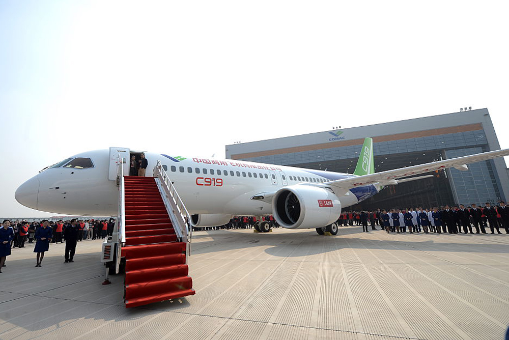 中国初の国産ジェット旅客機、アフリカの空を飛ぶ？ | Forbes JAPAN