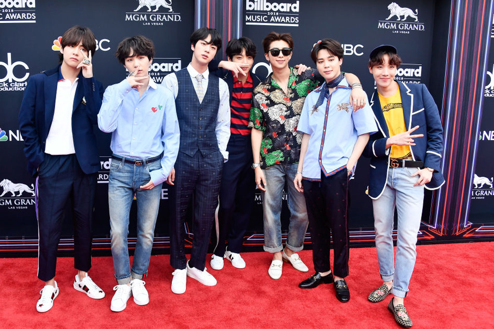 Kポップ「防弾少年団」が韓国人初、全米1位達成の快挙 | Forbes