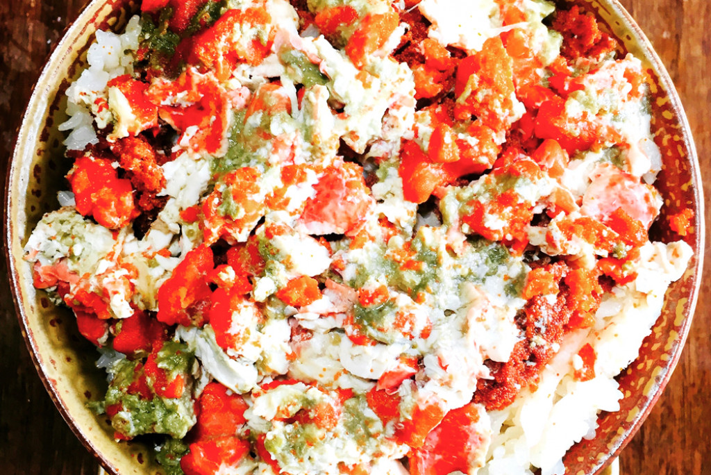 大食漢の作家が名づけた、噂の「開高丼」を食べてみた | Forbes JAPAN