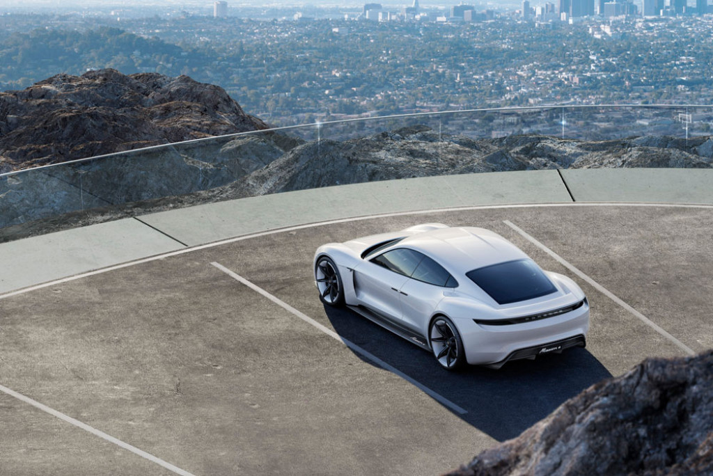 ポルシェ一族の先進性を象徴。次世代の電動スポーツカー | Forbes