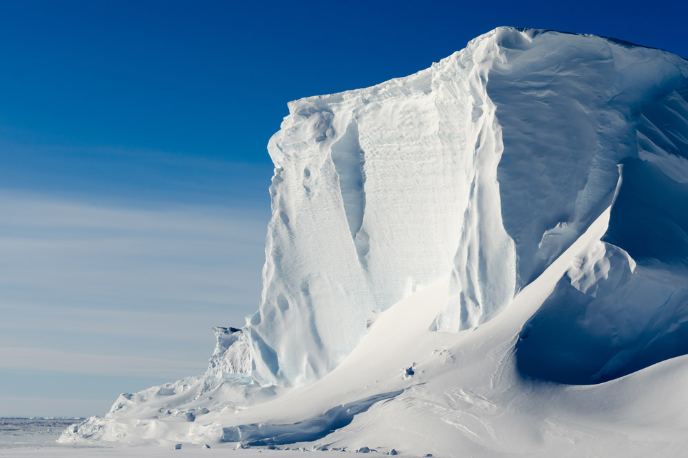 氷山　55センチ 南極で巨大氷山誕生へ、ハワイの島1つ分「1600平方キロ」 | Forbes
