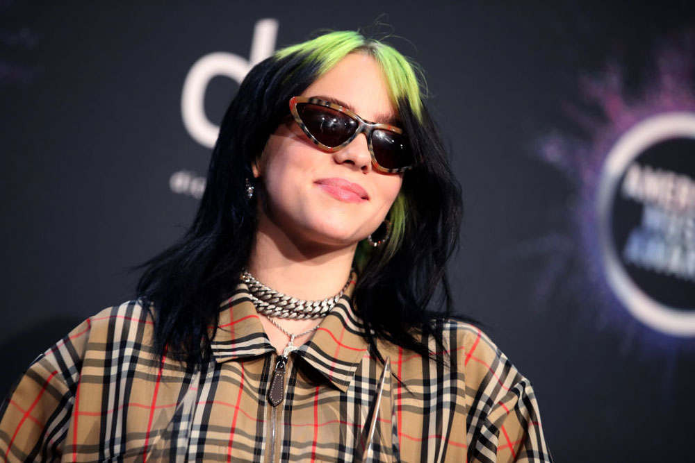 ビリー・アイリッシュ、「レコード」の販売枚数でも記録更新 | Forbes