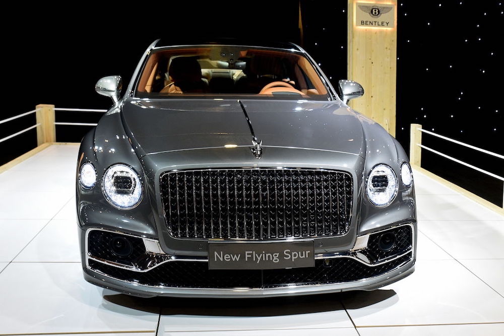 英ベントレーが2030年までに「完全EV化」、3800億円を投資 | Forbes