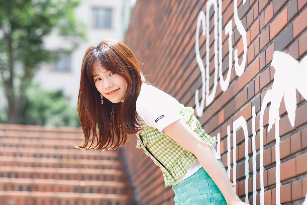 ポイ捨てせず、ゴミを拾う。島崎遥香が考える「当たり前」のSDGs