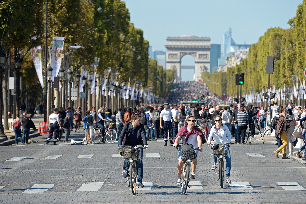 欧州、自転車普及へ取り組み加速 2030年までに走行距離倍増へ | Forbes