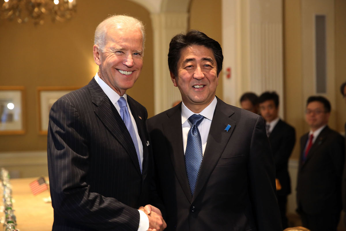 正論 2013年11月号 はだしのげん　アベノミクスは財務省に潰される main_image_472bce0d30a94f354af