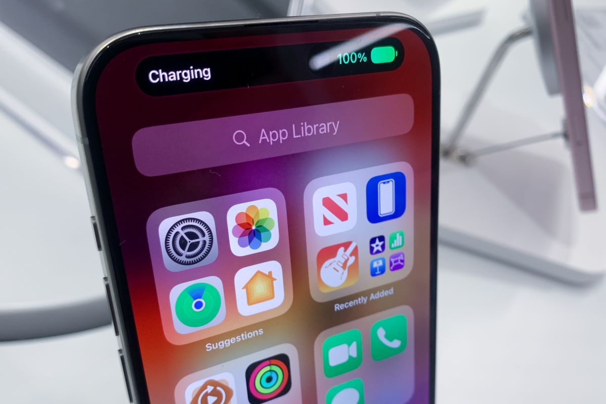iphone 15 バッテリー良好❗️ iPhone 15 Pro Max vs 15 Pro / 15 Plus / 15 / 14 / 13 Battery