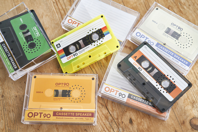 カセットテープ型のスピーカー、音質も見た目もレトロ：気になる