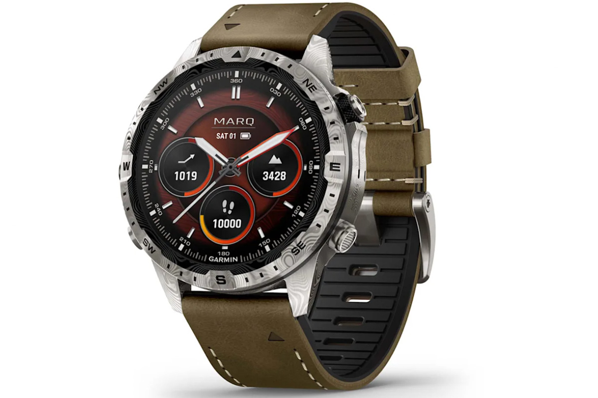 ガーミン、ダマスカス鋼を使ったプレミアムGPSウォッチ発売 47万円