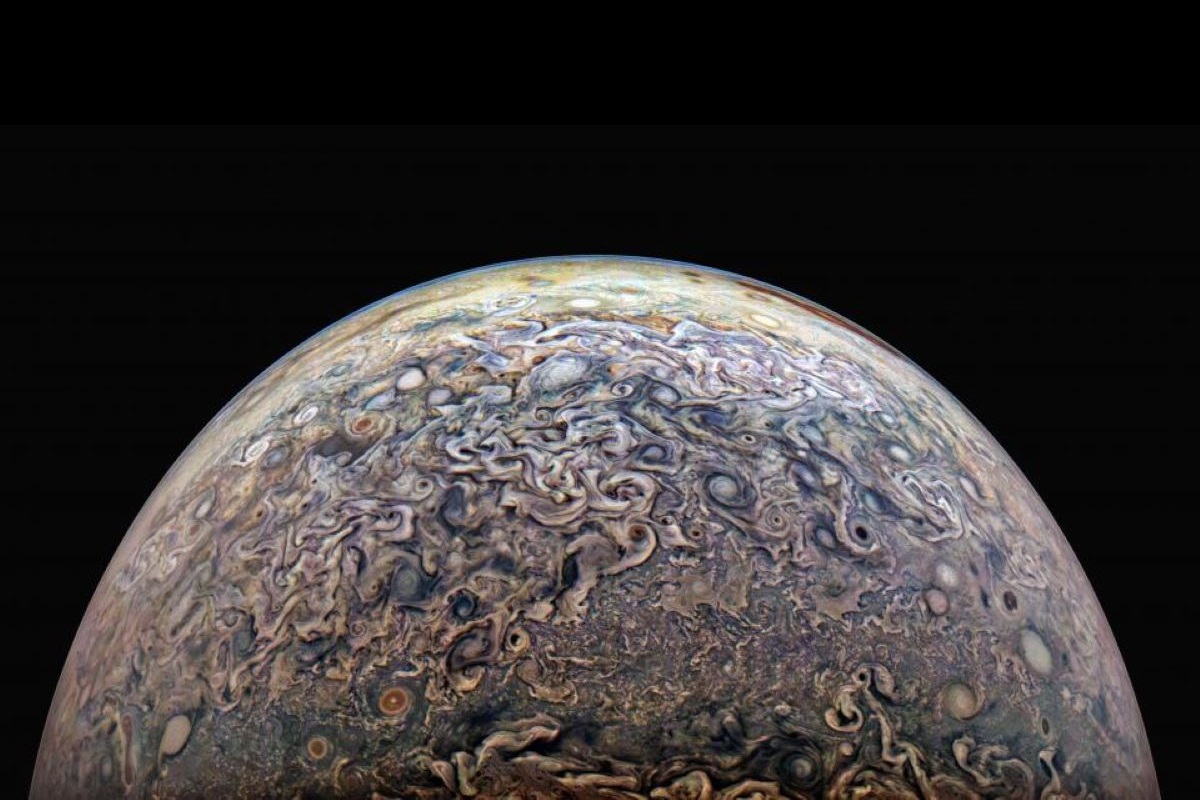 壮観な「木星」の美しさ NASA探査機ジュノーがとらえた最新画像