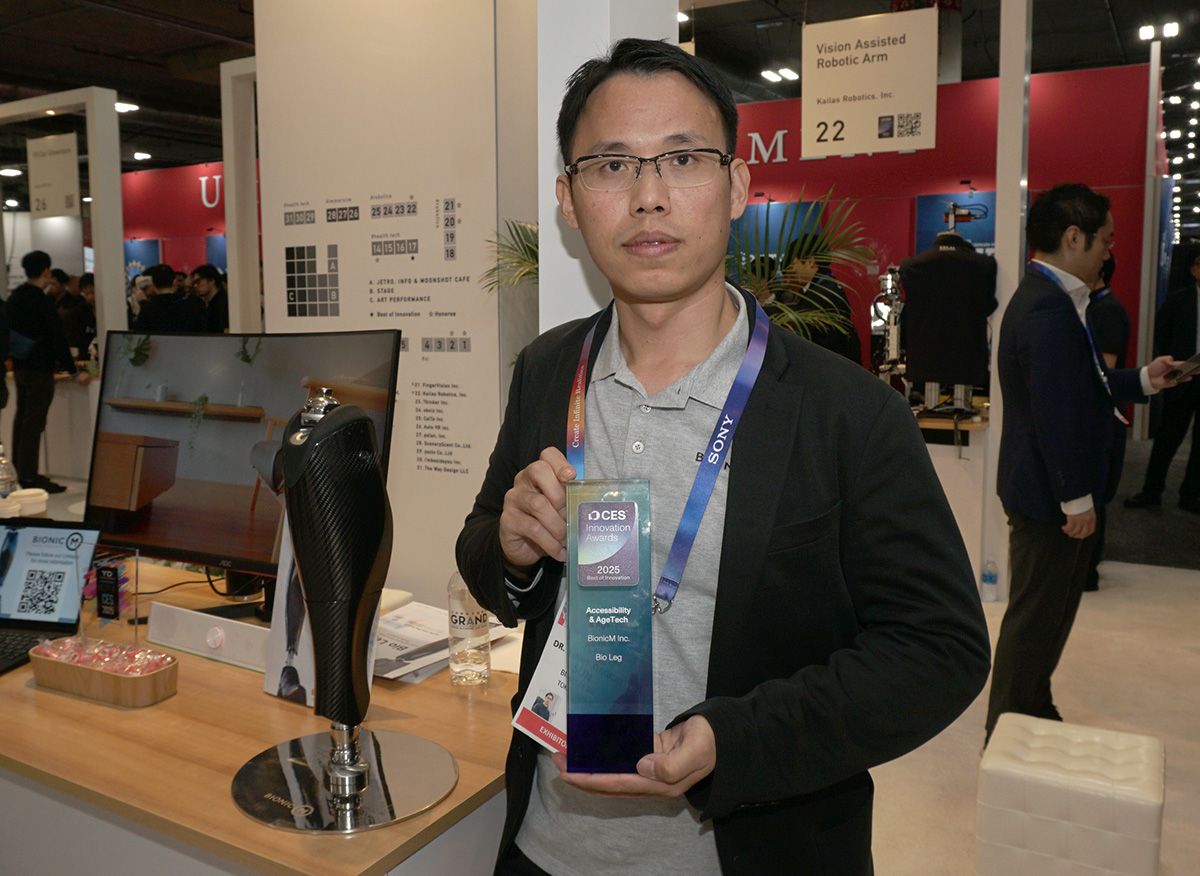 パワード義足「Bio Leg」を開発したBionicMの孫小軍氏