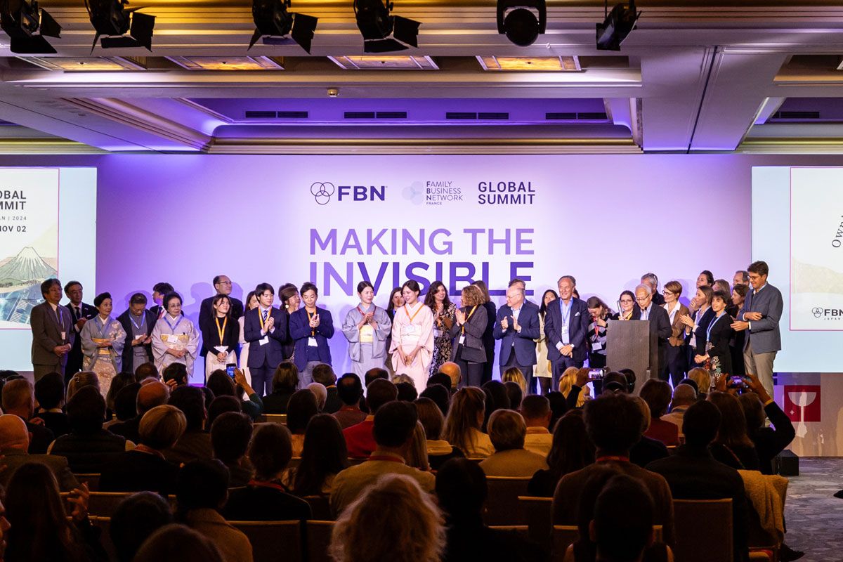 FBNグローバルサミット2023でのハンドオーバーセレモニー