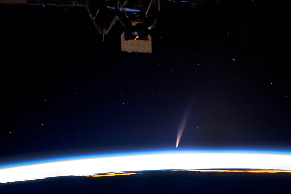 次は60万年後、突如姿を現した「アトラスG3彗星」を見逃すな | Forbes