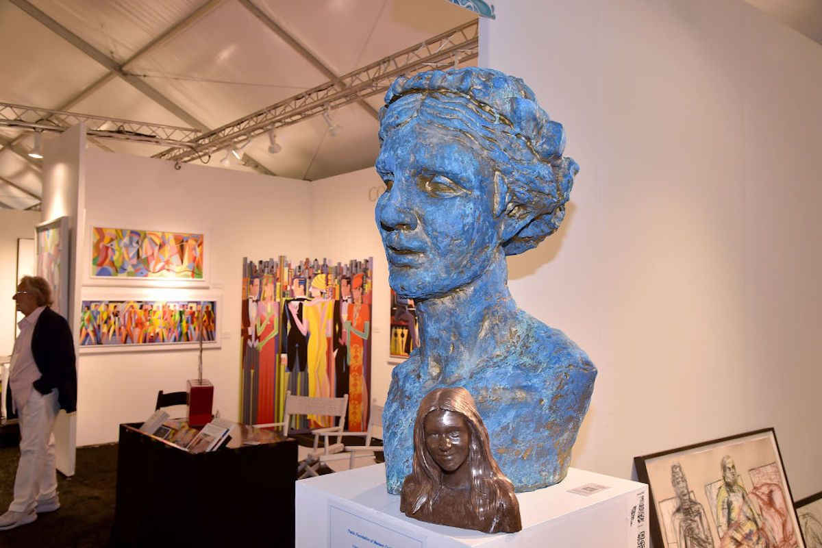 Hamptons Fine Art Fair 2023年7月撮影（Photo by Patrick McMullan/Patrick McMullan via Getty Images）