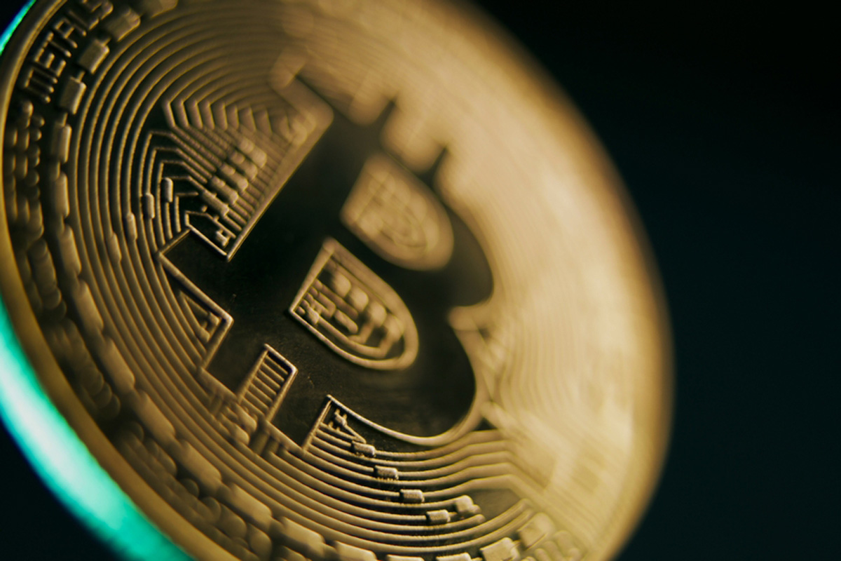 ビットコインに「デスクロス」の兆候、7万ドル台に急落する可能性 | Forbes JAPAN 公式サイト（フォーブス ジャパン）