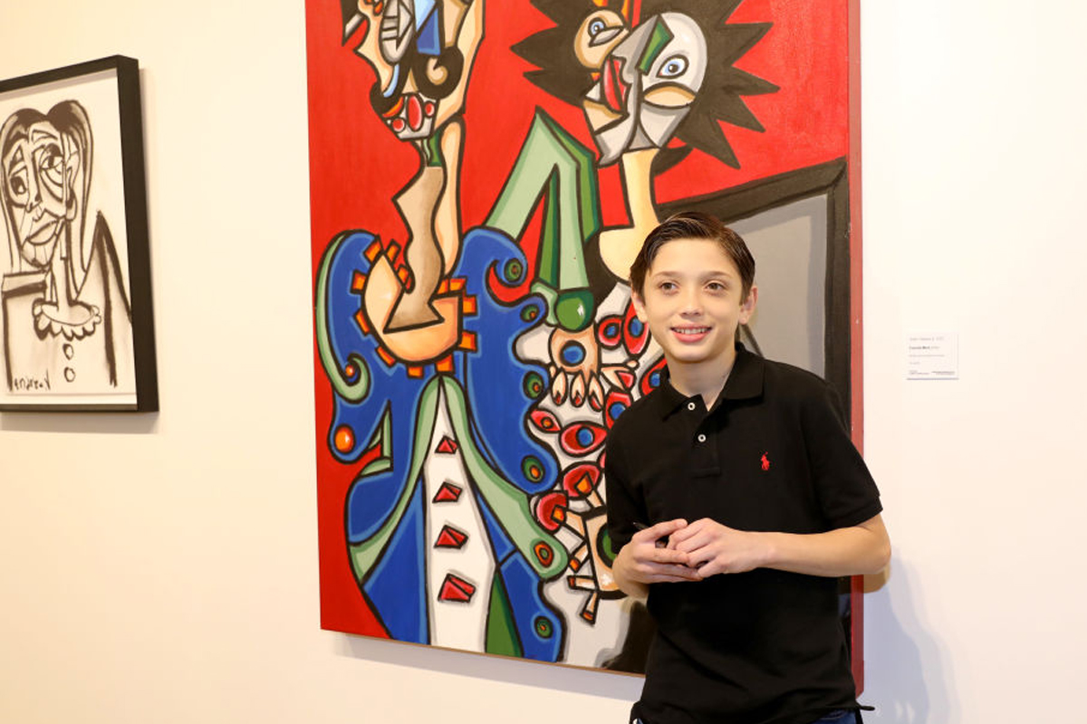 アート界と各国のセレブを魅了、13歳の「天才」アンドレス