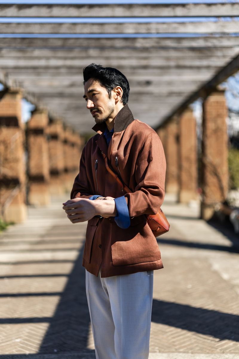 ジャケット485100円、シャツ114400円、パンツ148500円、バッグ409200円〈すべてベルルッティ・インフォメーション・デスクTel:0120-961-859〉