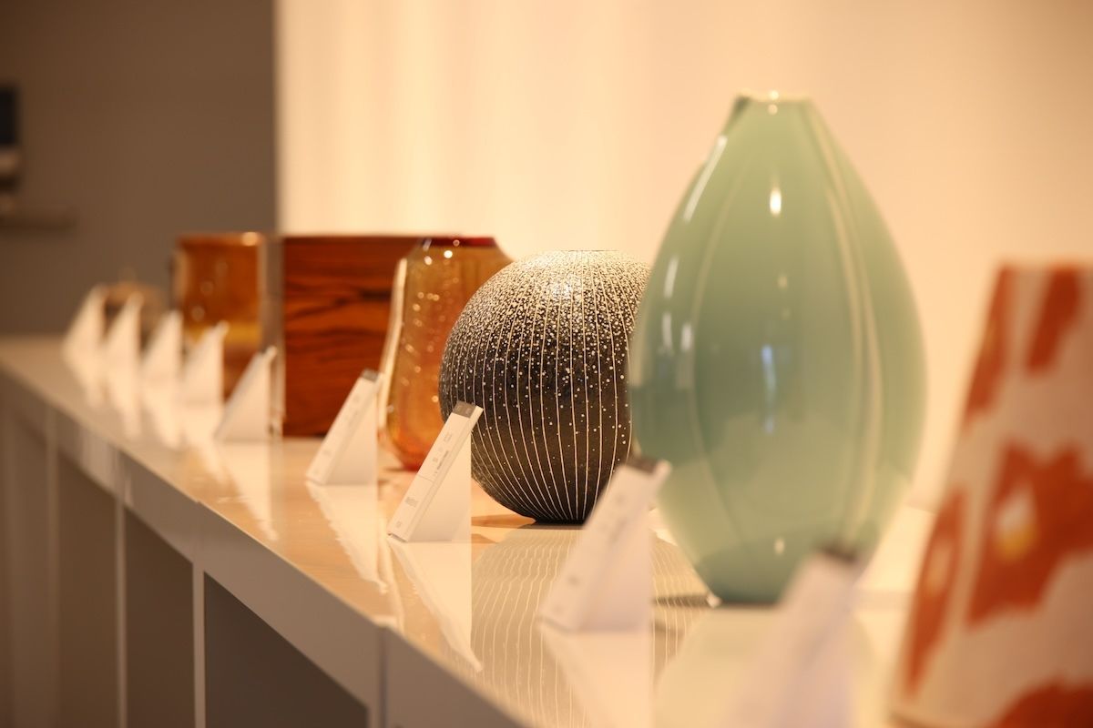 FFGが協賛の「今泉今右衛門講演会と日本工芸会×飛鳥クルーズ作品展」に展示された作品