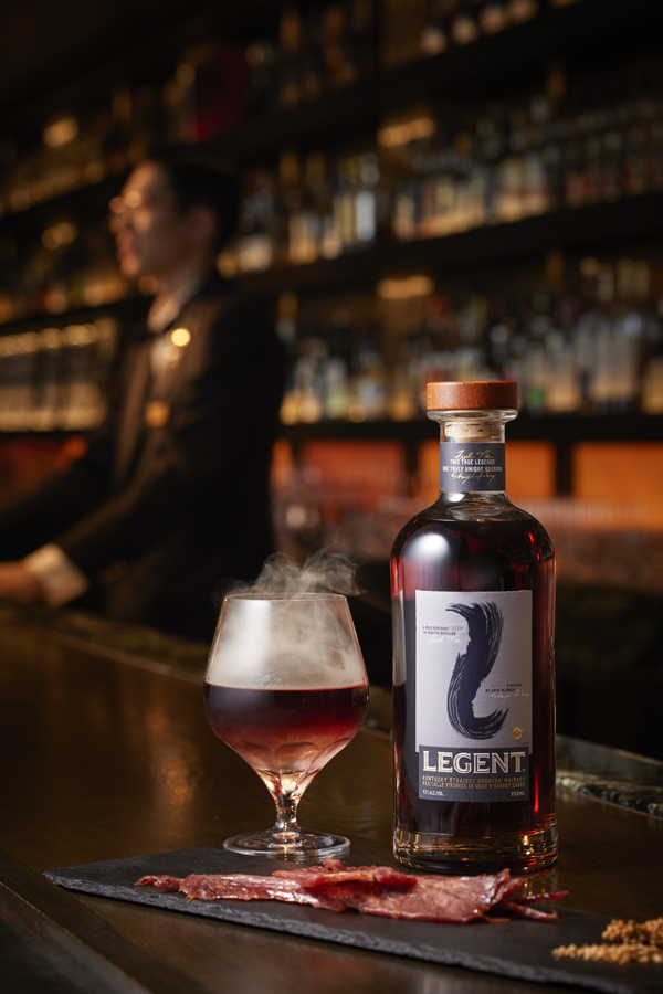 バーボンのように始まり、ジャパニーズのように終わるアメリカン