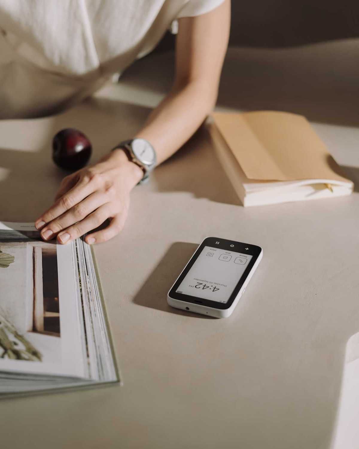 デジタルデトックスしたい人に最適なスマートフォン（Mudita）