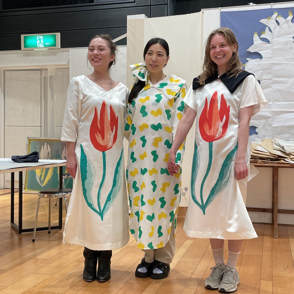 ジェシーとヴァレリアが南野のアトリエを訪問