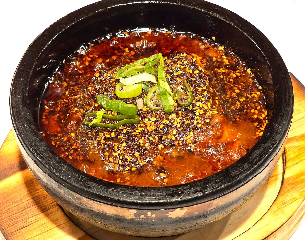 陳家私菜の名を広めた、アツアツの「頂天石焼麻婆豆腐」
