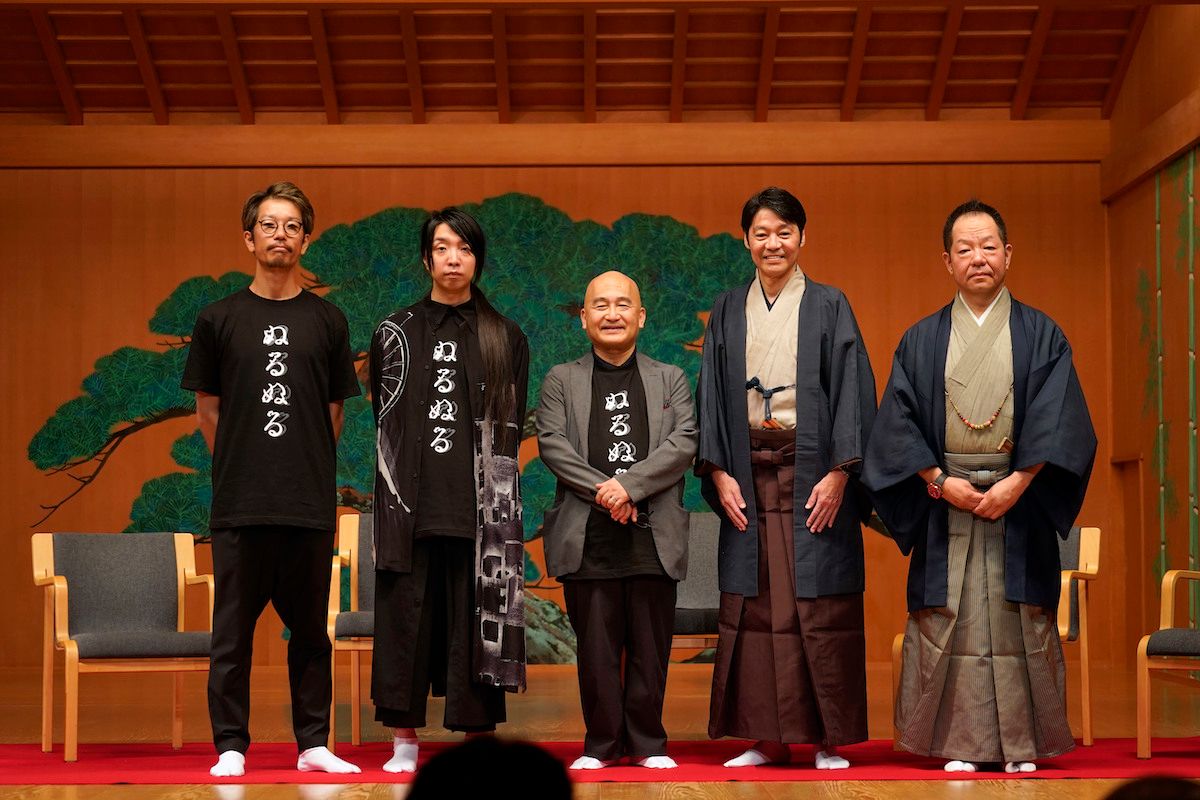 （写真左から）近藤 樹氏（「映像の奏者」｜WOW）・落合陽一 （演出）・広上淳一（指揮）・野村万蔵（狂言）・馬野正基（能）