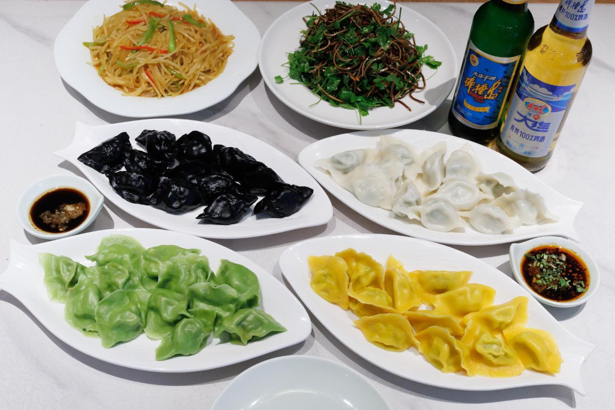 大連では水餃子の具材にサワラやイシモチ、イカ、アワビなどの海鮮を入れる