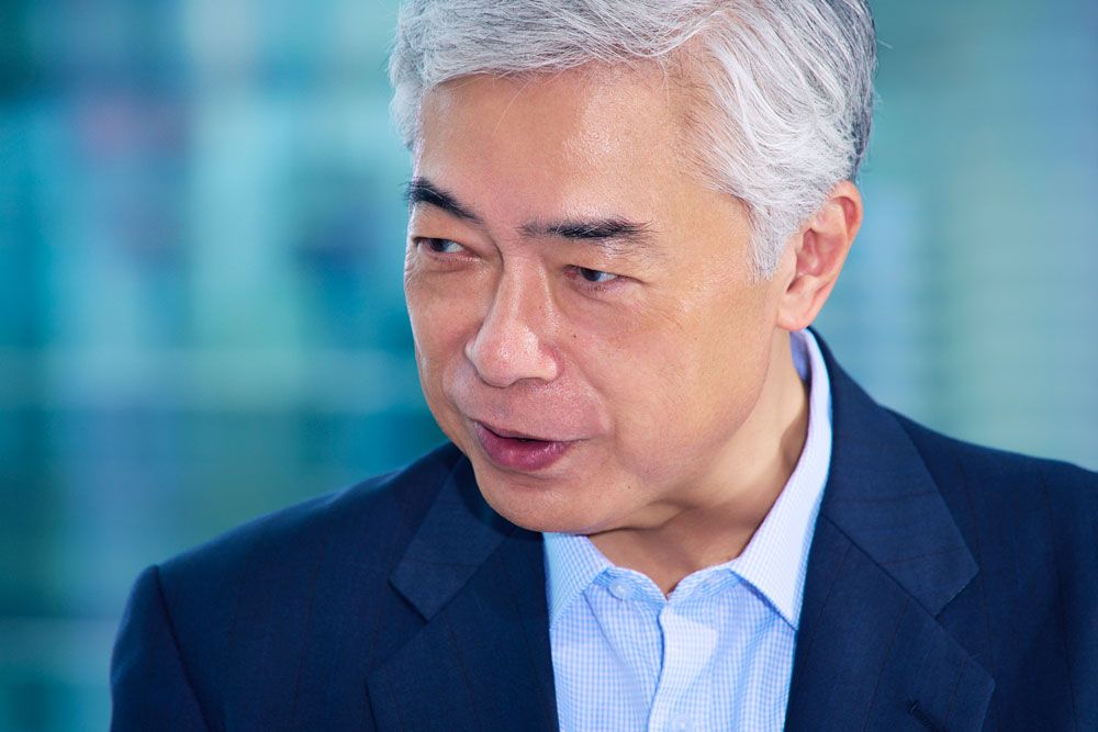 開志専門職大学学長 各務茂夫