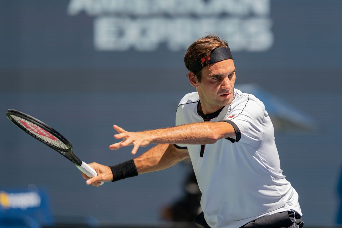 キャリアの晩年、フェデラーはユニクロと契約しウェアの提供を受けた（lev radin / Shutterstock.com）