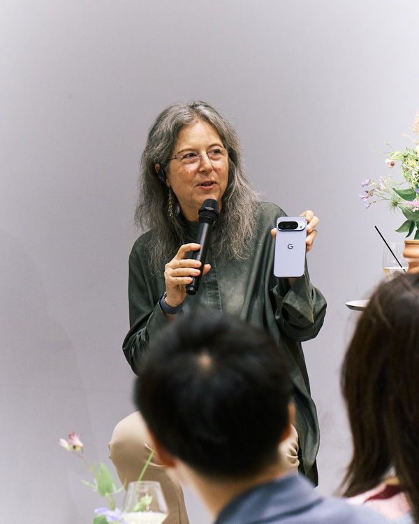 「私たちは、機能性という課題をむしろ歓迎します。特定の制約を与えられるからこそ、その中でよりクリエイティブになれるからです」とロス氏はいう（photo:山本昂太朗）