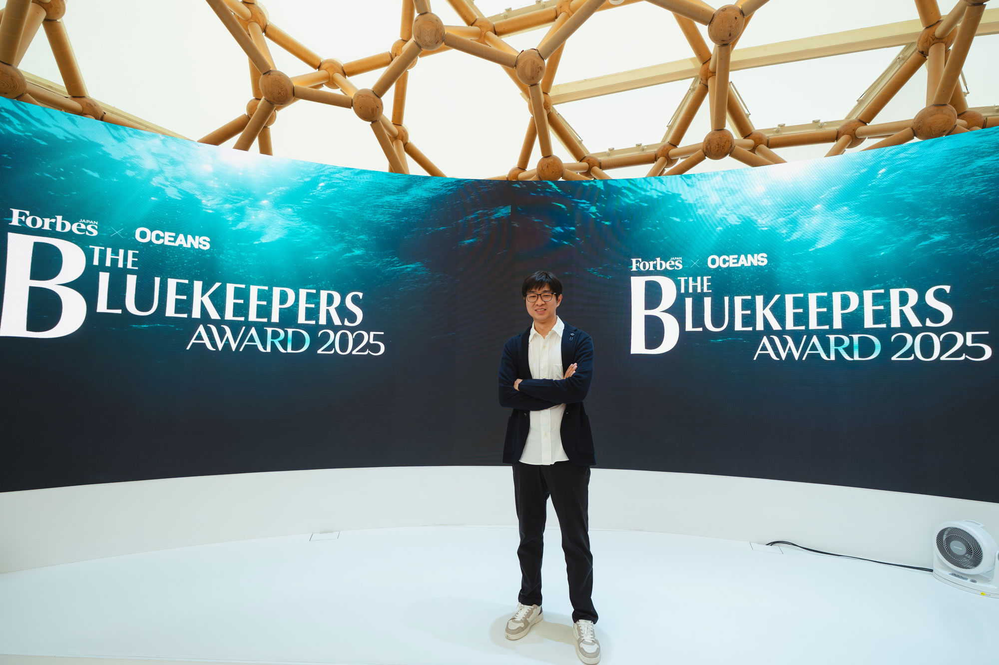 スマホを通して未来のクリーンな海が見える！なぜライノシールドは海洋保全を始めるのか？ | Forbes JAPAN 公式サイト（フォーブス ジャパン）