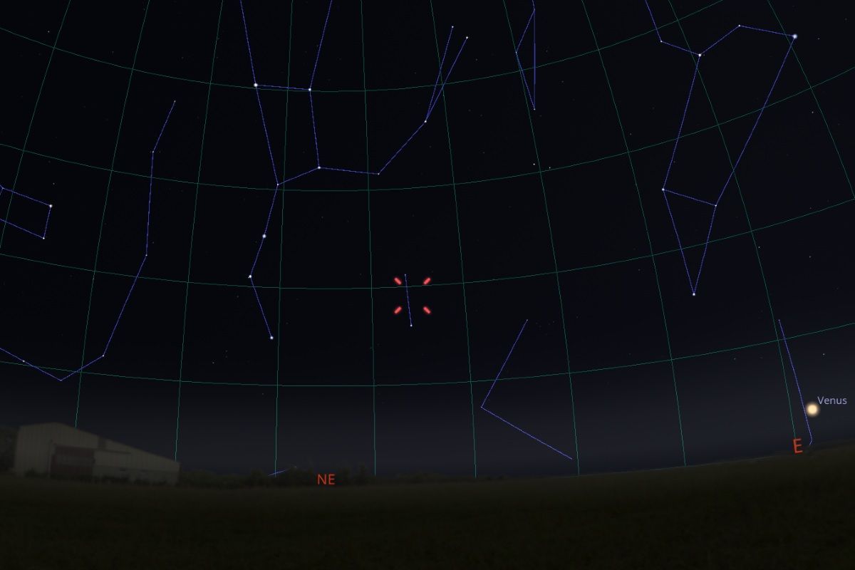 2025年10月16日、日の出1時間前（東京：午前4時48分）のレモン彗星（C/2025 A6）の位置（Stellarium）
