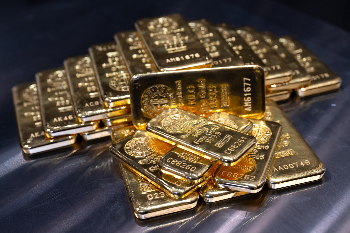 米国の金取引価格が「初の4000ドル突破」、その背景には何が