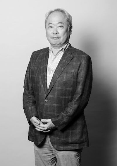 冨山和彦◎日本共創プラットフォーム代表取締役会長。東京大学法学部卒業。在学中に司法試験合格。スタンフォード大学でMBA取得。ボストンコンサルティンググループ等を経て、2003年、産業再生機構設立時に参画しCOOに就任。07年、経営共創基盤（IGPI）を設立。20年、日本共創プラットフォームを設立。