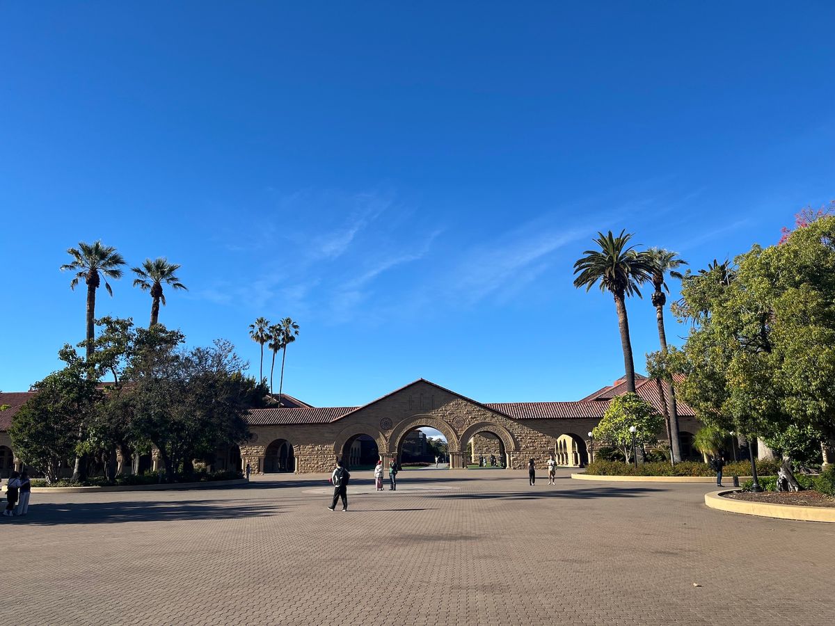 Times Higher Educationによる「THE世界大学ランキング2026」で、スタンフォード大学はハーバードと並ぶ世界5位にランクイン。