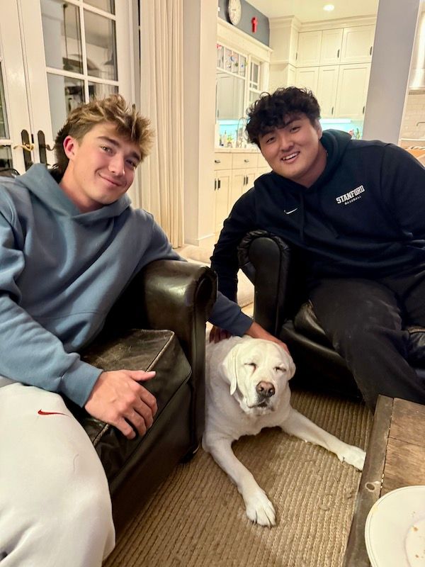 チームメイトの自宅にて（本人のインスタグラムより）