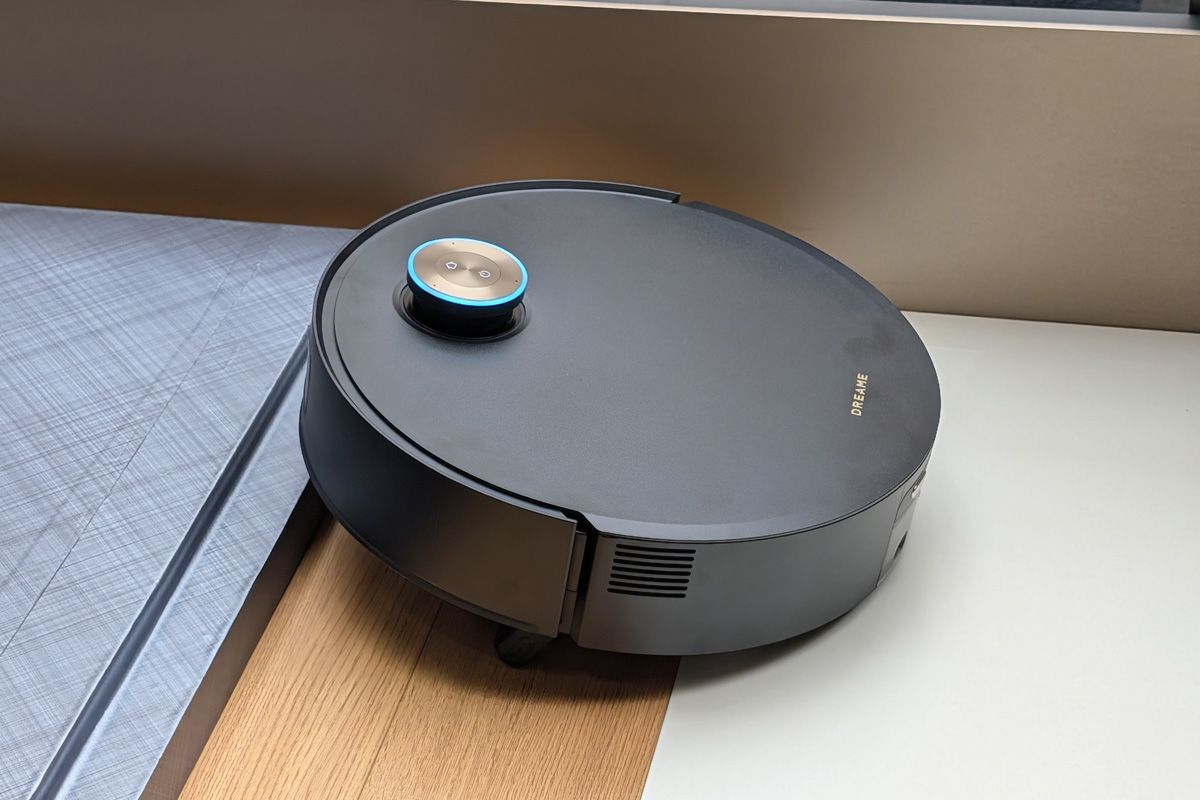 ロボット掃除機Aqua10 Ultra Rollerは最大8cmまでの段差を乗り越えることができる