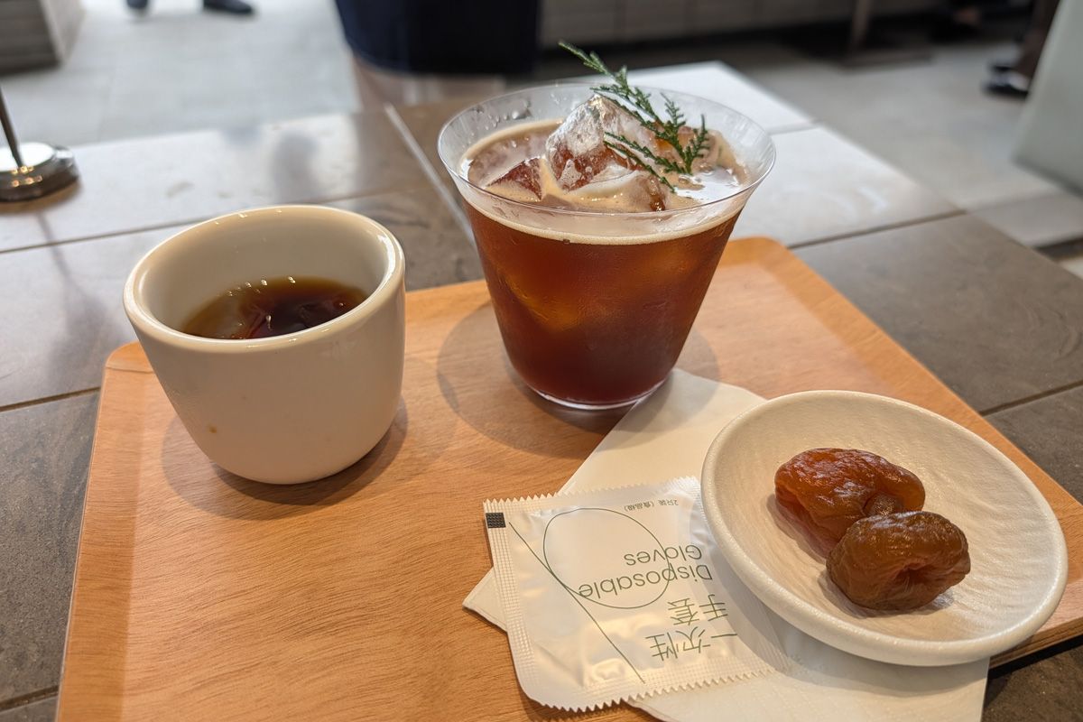 コーヒー事業部にはすでに100名以上のスタッフが所属している