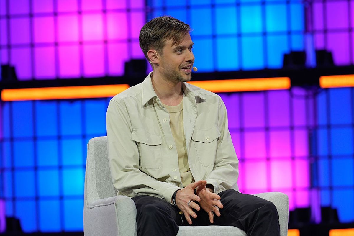 Lovableの創業者でCEOのアントン・オシカ（Photo by Bruno de Carvalho/SOPA Images/LightRocket via Getty Images）