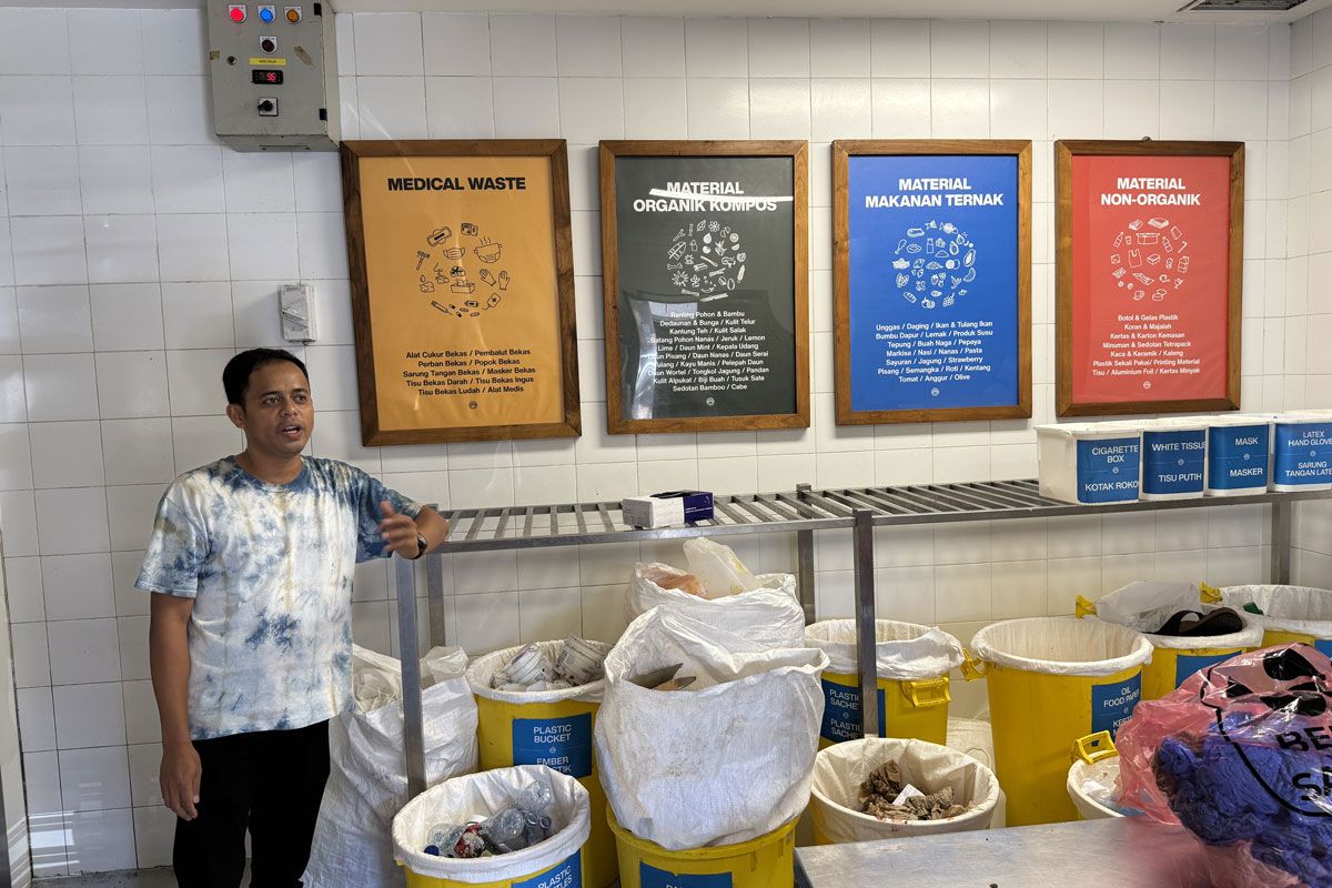 収集所に集められたゴミは何種類もに分別される