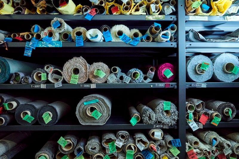 ロット管理されたイタリアのファブリック。