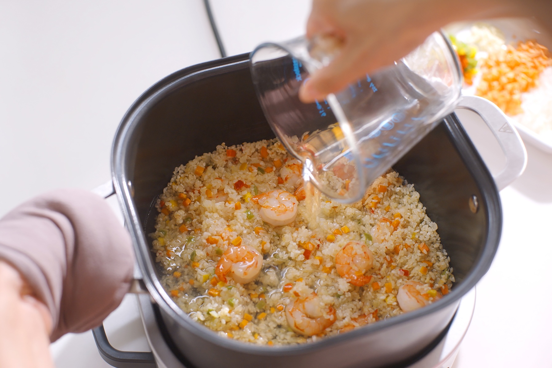 Ninjaの卓上マルチクッカー 8つの調理方法を1台でこなす：気になる