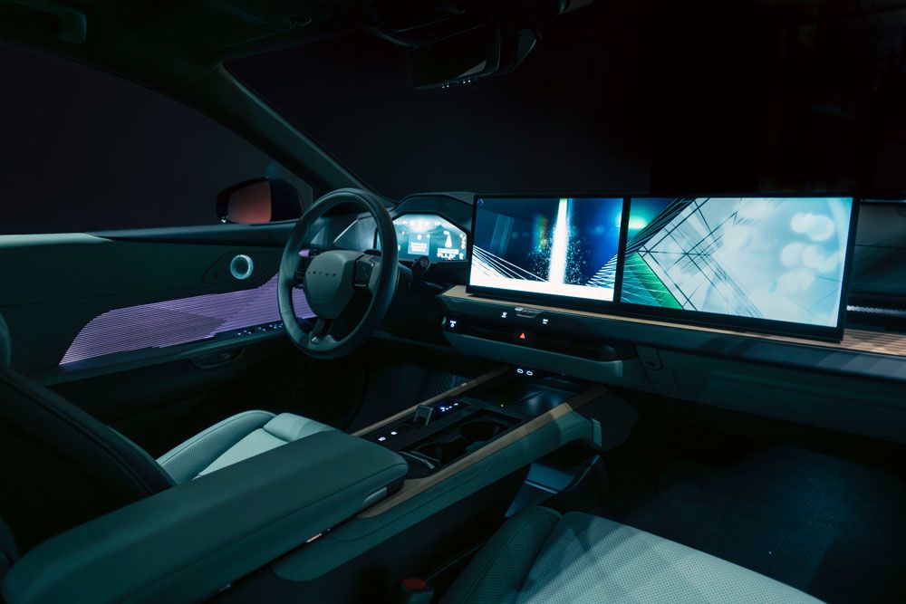 「美山荘」の四代目当主、中東久人