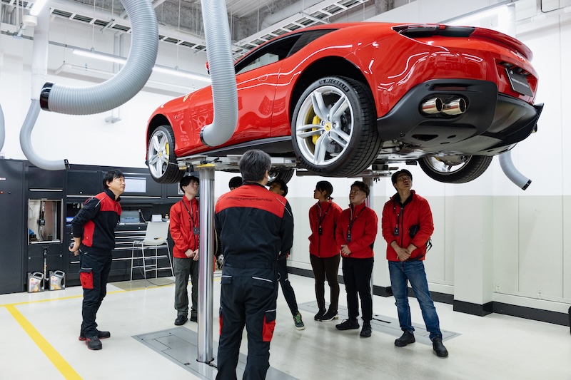 Ferrari Tech Talent──跳ね馬を整備するという選択肢に出会う